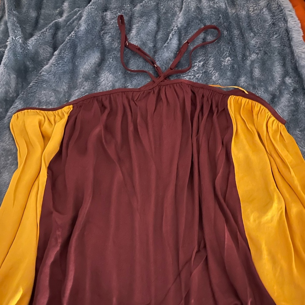 Banana Republic burgundy and gold flowy colorblock top